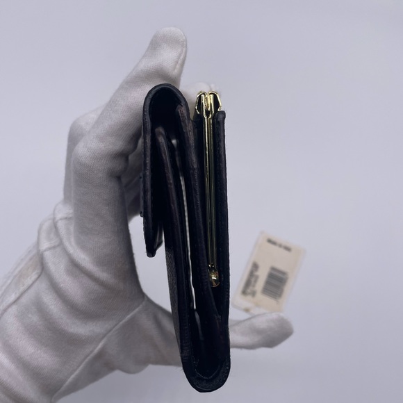 Celine - Picture 11 of 11